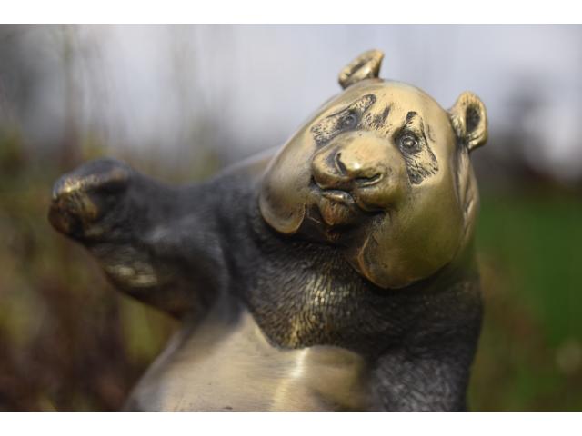 Photo SUPERBE PANDA  ASSIS EN BRONZE SIGNE SUR SOCLE image 3/6