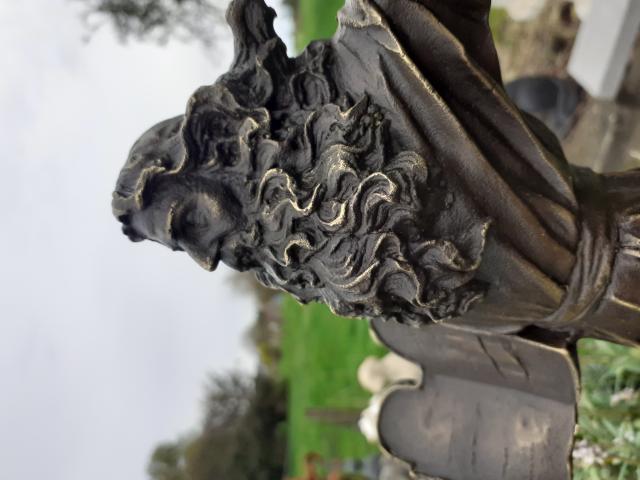 Photo SUPERBE STATUE EN BRONZE SIGNE (Moïse) image 3/6
