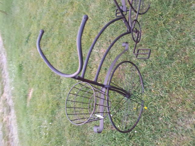 Photo SUPERBE SUPPORT PLANTES EN FER FORGE PATINE image 3/6
