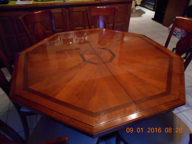 Photo Table de salle à manger octogonale en NOYER + 6 chaises image 3/4