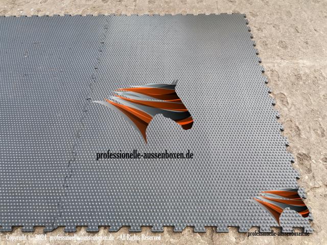 Photo Tapis de Paddock & Tapis en Caoutchouc, Tapis de Box et Tapis pour Chevaux image 3/6