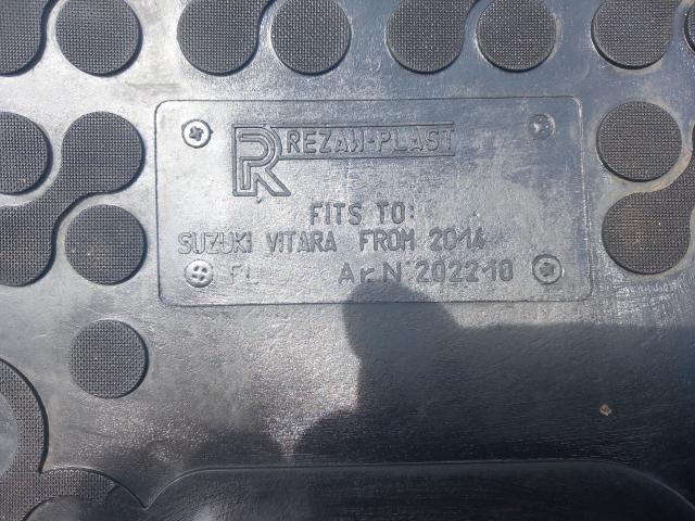 Photo Tapis de sol(Vitara) en caoutcouc image 3/3