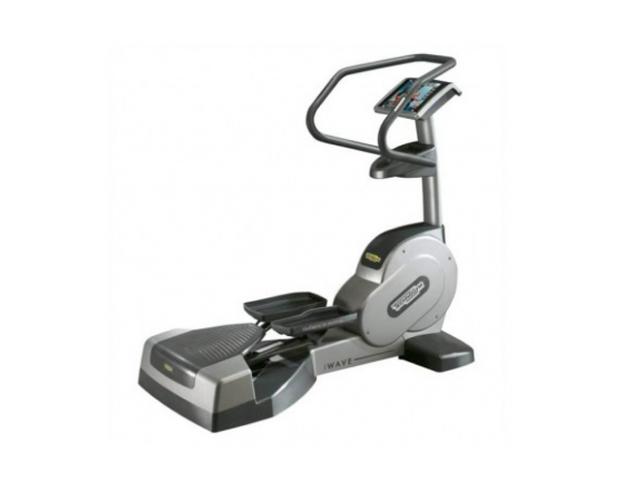 Photo TECHNOGYM EXCITE WAVE ELLIPTIQUE à partir de 899€ HT image 3/5