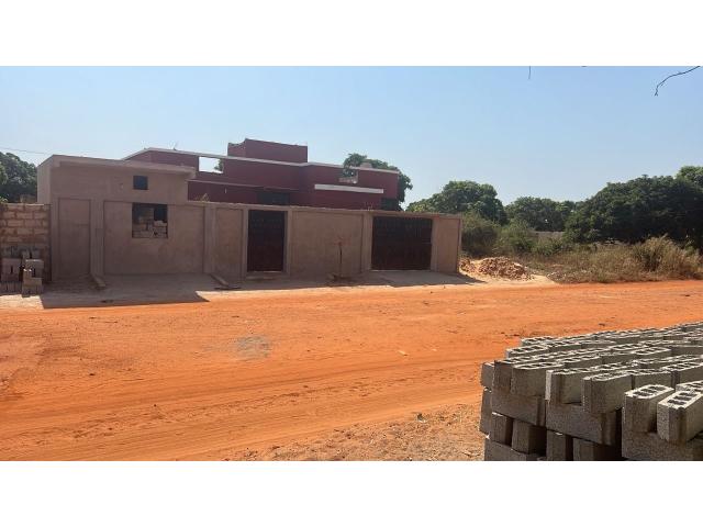 Photo Terrain de 300 mètres carrés à vendre à Warang Sénégal image 3/3