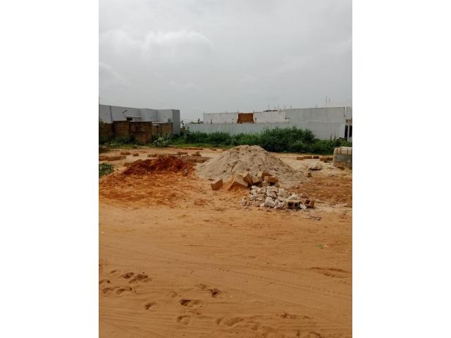 Photo Terrain de 500 mètres carrés à vendre à Mbour Sénégal image 3/3