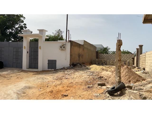 Photo Terrain de 600 mètres carrés à vendre à Saly Sénégal image 3/3