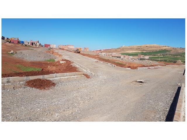 Photo TERRAIN R+2 A LOTISSEMENT AL YAQIN BERKANE image 3/6