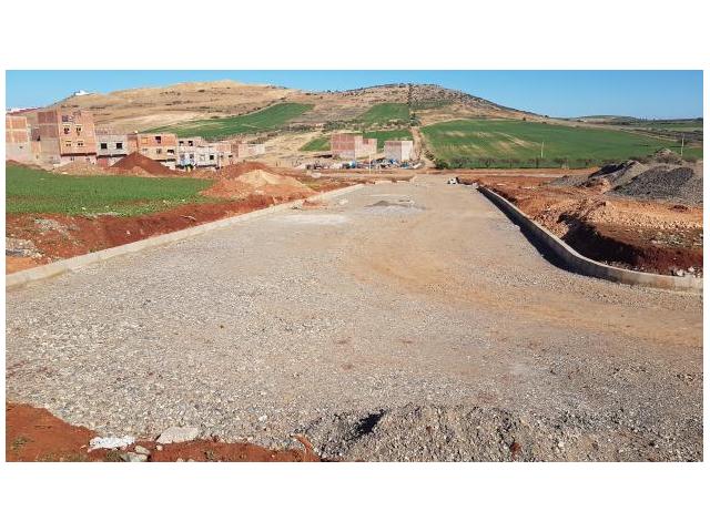 Photo TERRAIN R+2 A LOTISSEMENT AL YAQIN BERKANE image 3/6