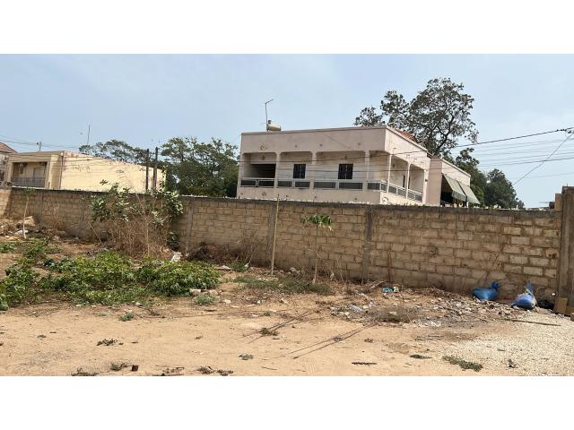 Photo Terrains de 300 mètres carrés à vendre à Mbour Sénégal image 3/3
