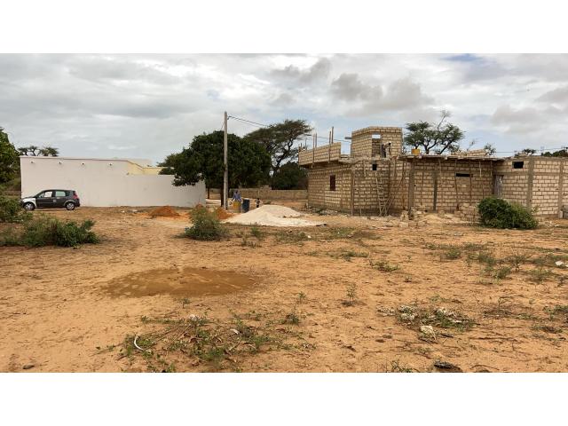 Photo Terrains de 450 mètres carrés à vendre à Saly Sénégal image 3/4