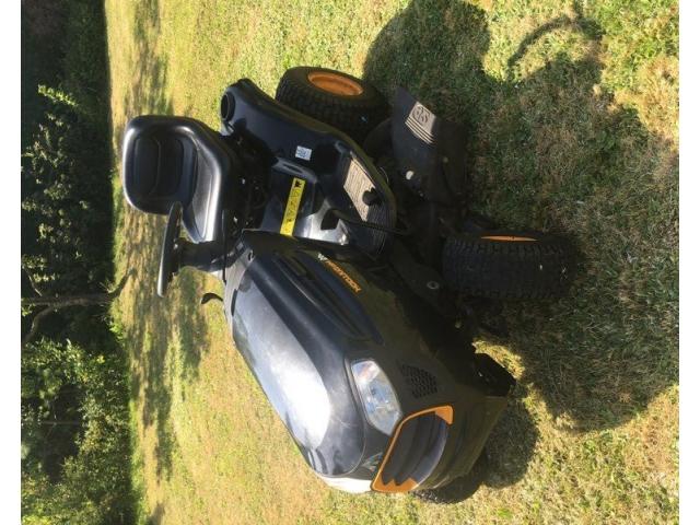 Photo Tracteur tondeuse image 3/3