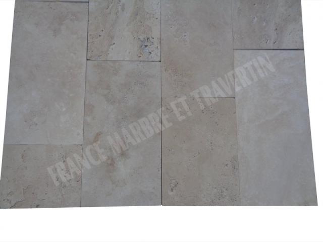 Photo Travertin Beige Clair Bande Libre image 3/5