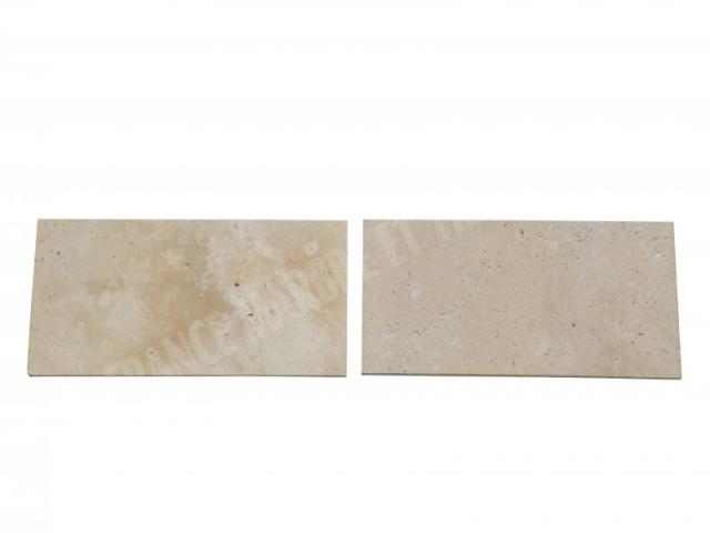 Photo Travertin Beige Clair Margelle de Piscine 2 Bord Chanfreiné 30,5x61 cm image 3/5