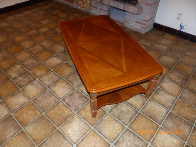 Photo TRES BELLE TABLE DE SALON image 3/4
