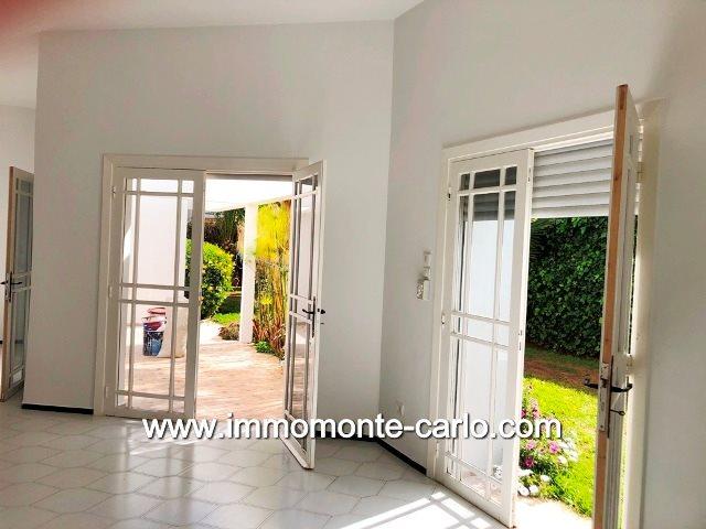 Photo Très belle villa avec piscine à louer à Souissi Rabat image 3/6