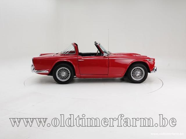Photo Triumph TR4 '67 CH251L image 3/6