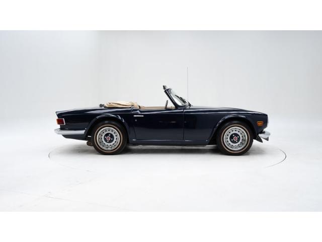 Photo Triumph TR6 + Overdrive '75 CH782u0 image 3/6