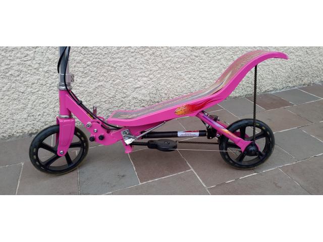 Photo Trottinette Space Scooter X580 image 3/4