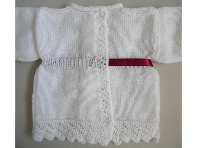 Photo Trousseau blanc naissance tricot laine bébé fait main image 3/5