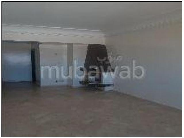 Photo Un appartement à les champs rés fermée sécurisée image 3/5