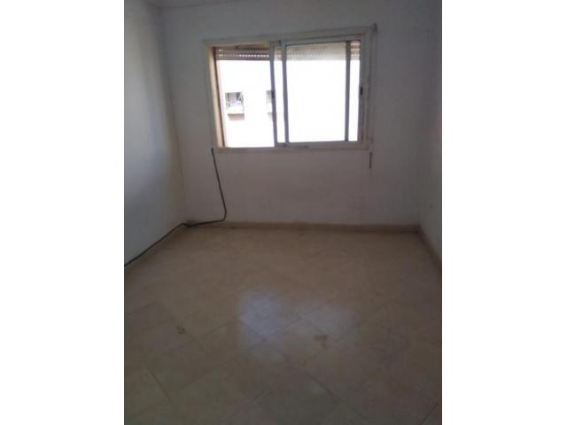 Photo un appartement à Oulfa exactement à Riad El wiam image 3/4