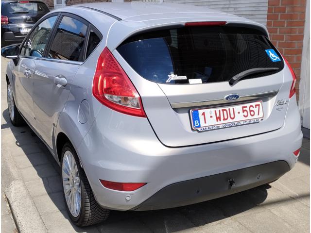 Photo Vend Ford fiesta 6 Ghia image 3/6