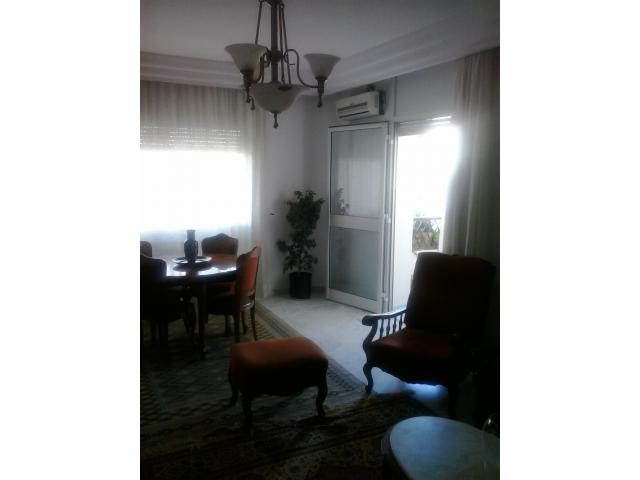 Photo Vend spacieux appartement près Hypermarché carrefour Tunis image 3/6