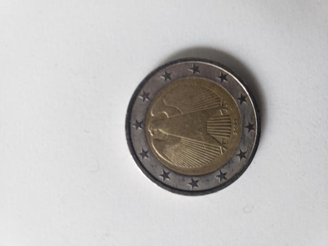 Photo Vend une pièce de 2 Euros 2002 Aigle d'Allemagne  fauté par  D image 3/3