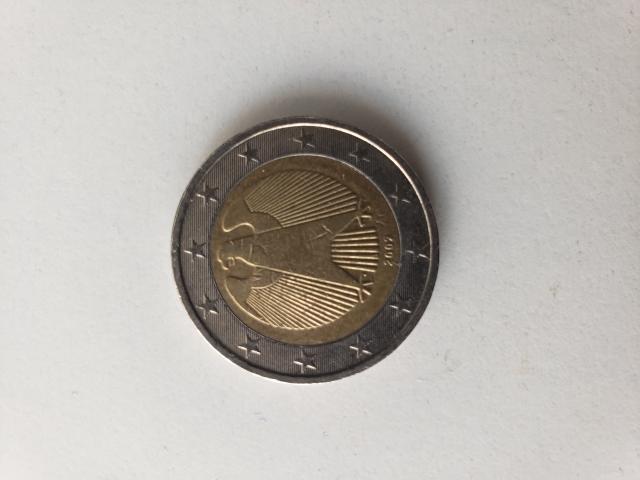 Photo Vend une pièce de 2 Euros 2002 Aigle d'Allemagne  fauté par lettre F image 3/4