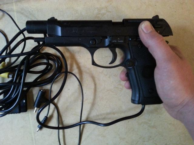 Photo vends beretta pour play station et play station 2 image 3/3