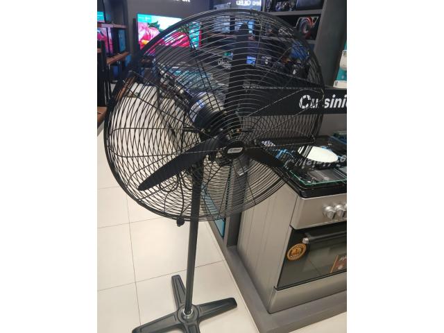 Photo VENTE DE VENTILATEURS MURAUX, PLAFONNIERS, SUR PIEDS ET INDUSTRIELS image 3/6