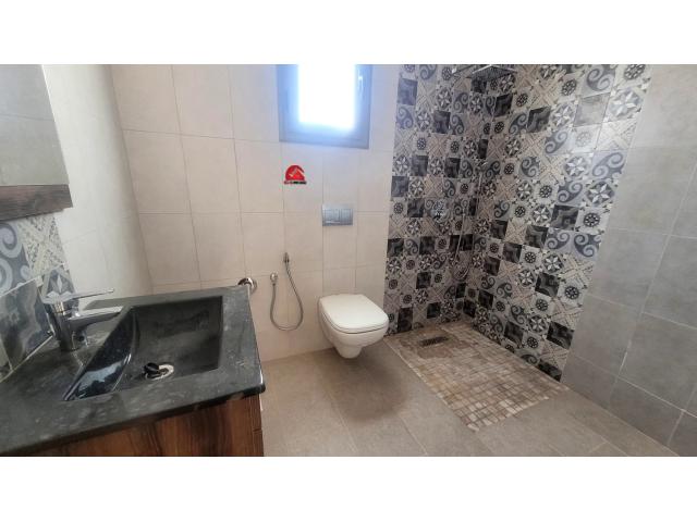 Photo VENTE VILLA NEUVE AVEC PISCINE À HOUMT SOUK DJERBA - RÉF V 628 image 3/6