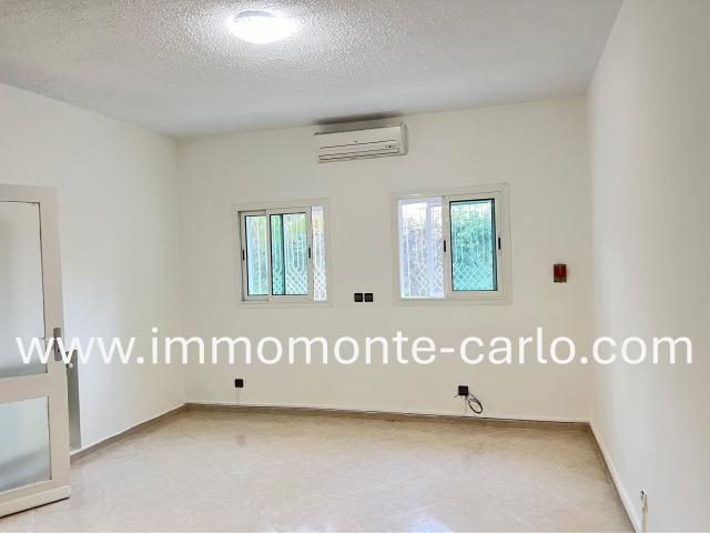 Photo Villa à louer Rabat quartier Souissi, image 3/6