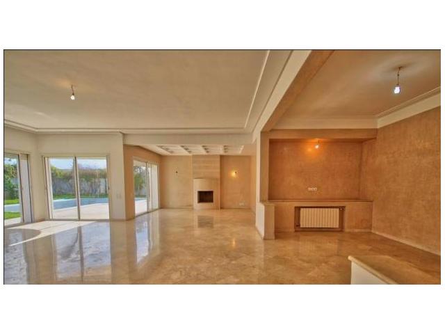 Photo Villa de 1200 m² dont 420 habitable ain diab image 3/6