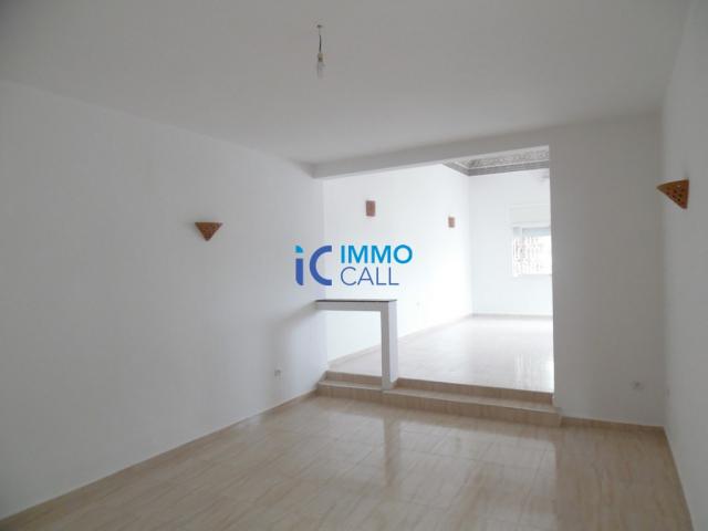 Photo Villa de 550 m² en location située à l'Agdal image 3/6