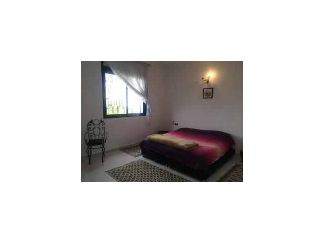 Photo villa de haut gamme meublée par jour, 212m2 FES image 3/6
