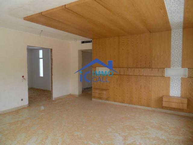 Photo Villa de haut standing en location située à Souissi image 3/4