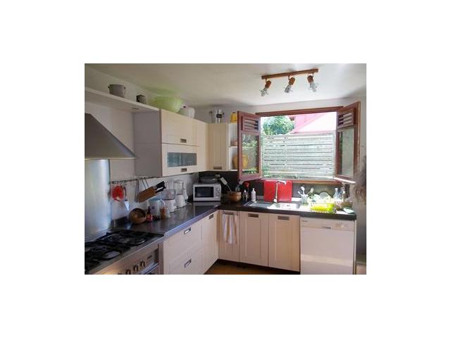 Photo Villa f4 , 176m² sur terrain arboré de 680m² image 3/5