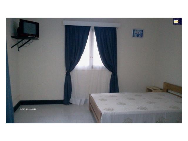 Photo VILLA F4 MEUBLE CONFORT MEUBLE A LOUER A AMBOHIBAO Réf:LVM 3010229 image 3/3