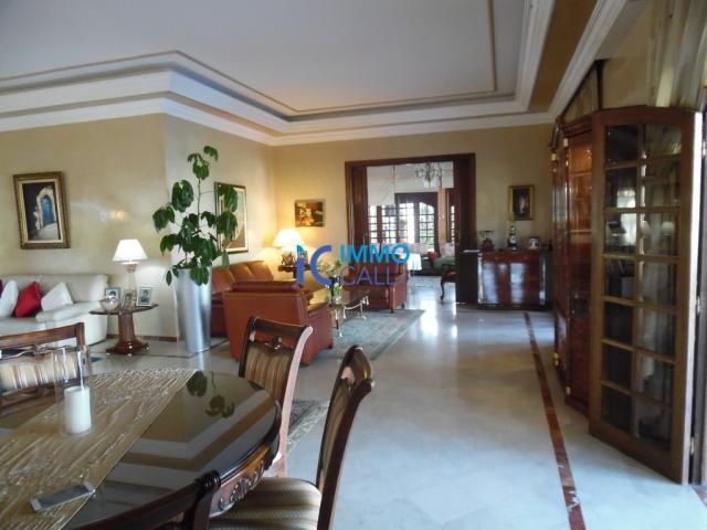 Photo Villa haut standing de 2500 m² à vendre située à Souissi image 3/6