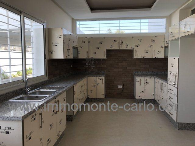 Photo Villa haut standing neuve avec piscine à Souissi image 3/6