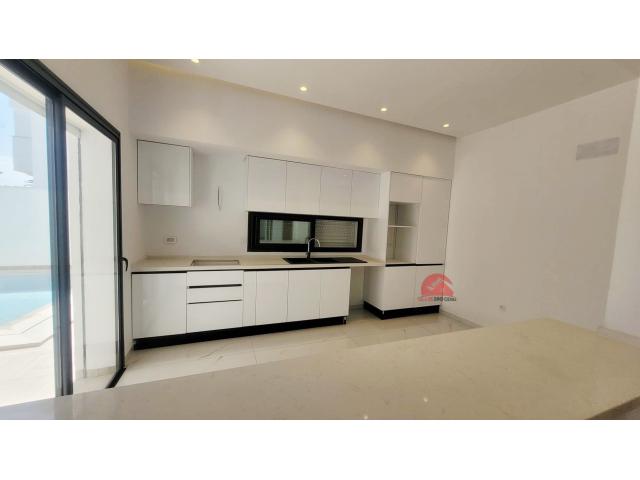 Photo VILLA NEUVE À VENDRE À LA ZONE TOURISTIQUE MEZRAYA ZA - RÉF V640 image 3/6