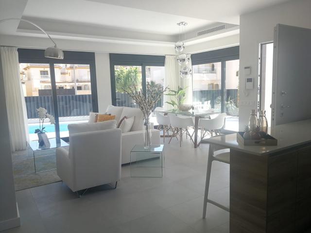 Photo Villa neuve à vendre en Espagne - Alicante image 3/4