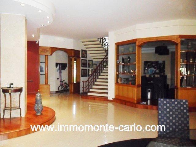 Photo Villa neuve haut standing à louer au quartier  Souissi RABAT image 3/4