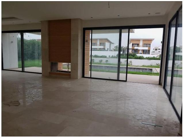 Photo Villa vide sur Bouskoura CGI GREEN TOWN image 3/6