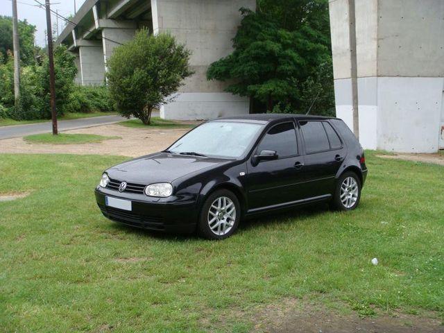 Photo Volkswagen Golf iv tdi 150 à 2500 euros image 3/3