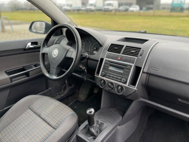 Photo Volkswagen Polo 1.2 essence image 3/4