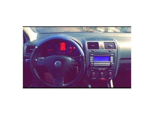 Photo Volkswagen – V 1.9 TDI 105 CONFORTLINE 5P image 3/3