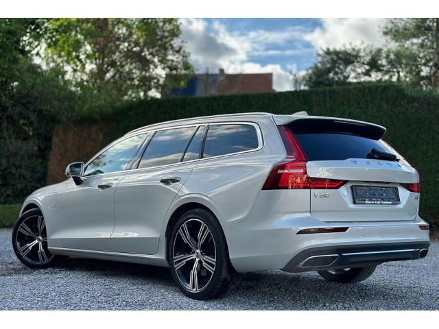 Photo Volvo V60 T8 Twin Eng. Inscription AWD - 10 2019 image 3/6