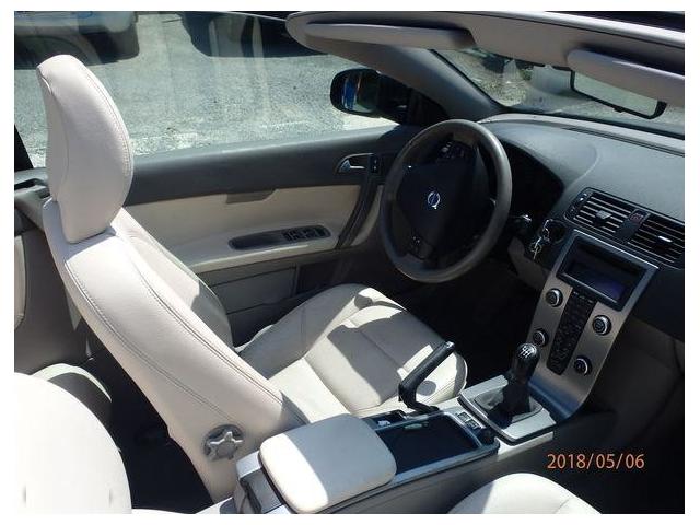 Photo Volvo V70 cabriolet 2.0 d 136 momentum image 3/3